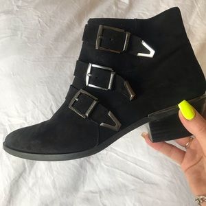 💥 Vince Camuto Buckle Ankle Boots 💥